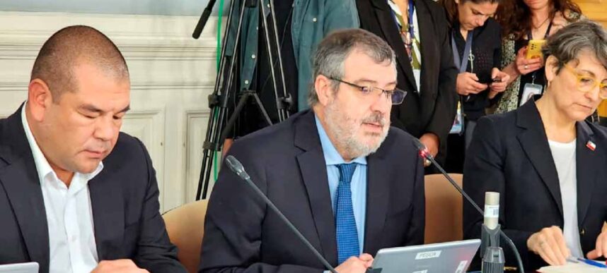 En Comisión de Salud del Senado Director de Fonasa presentó alcances de la Modalidad de Cobertura Complementaria (MCC)