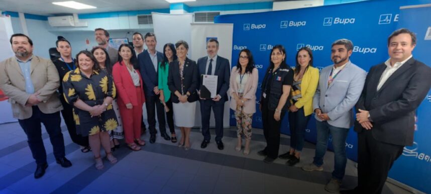 Fonasa firma convenio con Bupa para otorgar atenciones en salud sin costo para damnificados por incendios forestales en Valparaíso
