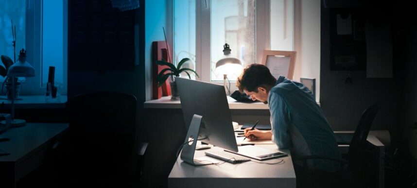 Fonasa notificó vía correo electrónico a casi 10 mil empleadores que conforman la lista de potenciales deudores previsionales