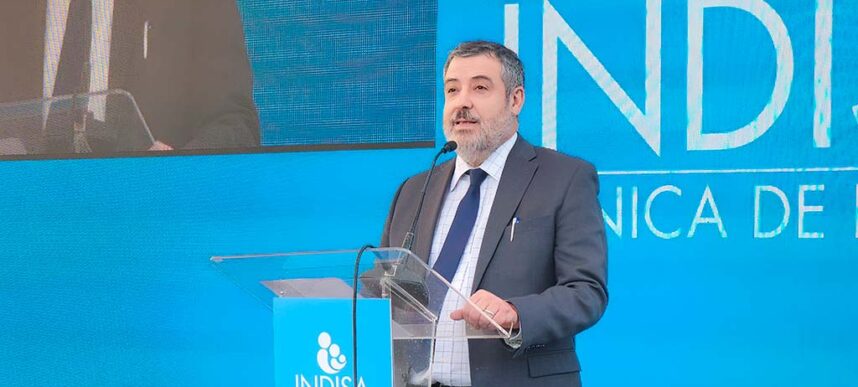 Director de Fonasa participa en inauguración de nueva Clínica Indisa Maipú